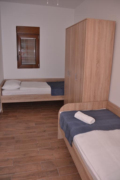 Apartments Porat Tivat Luaran gambar