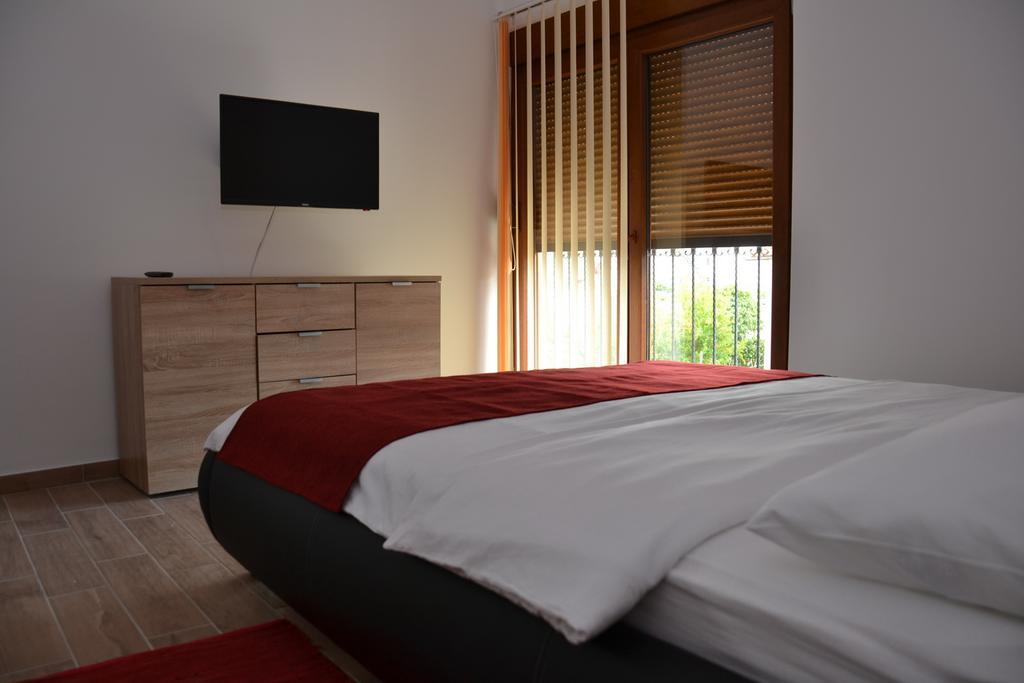 Apartments Porat Tivat Luaran gambar