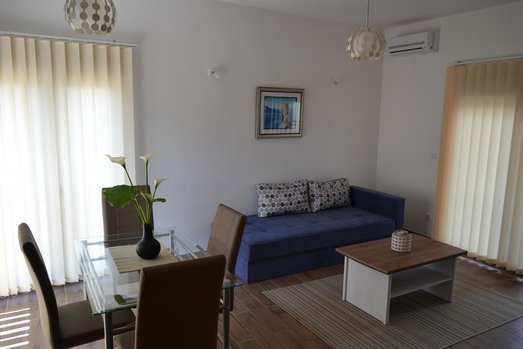 Apartments Porat Tivat Luaran gambar